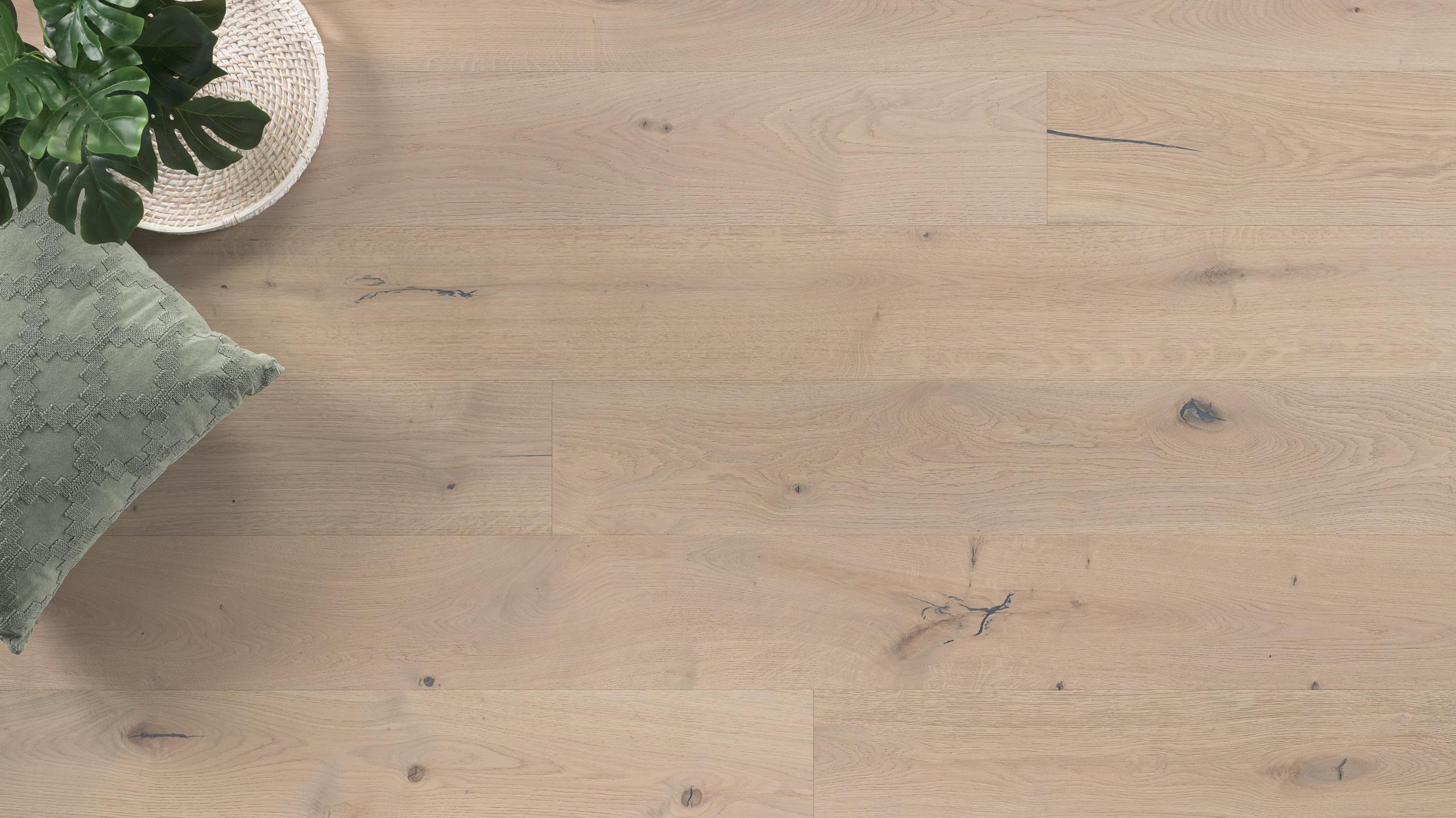 Brushed Oak Lotus