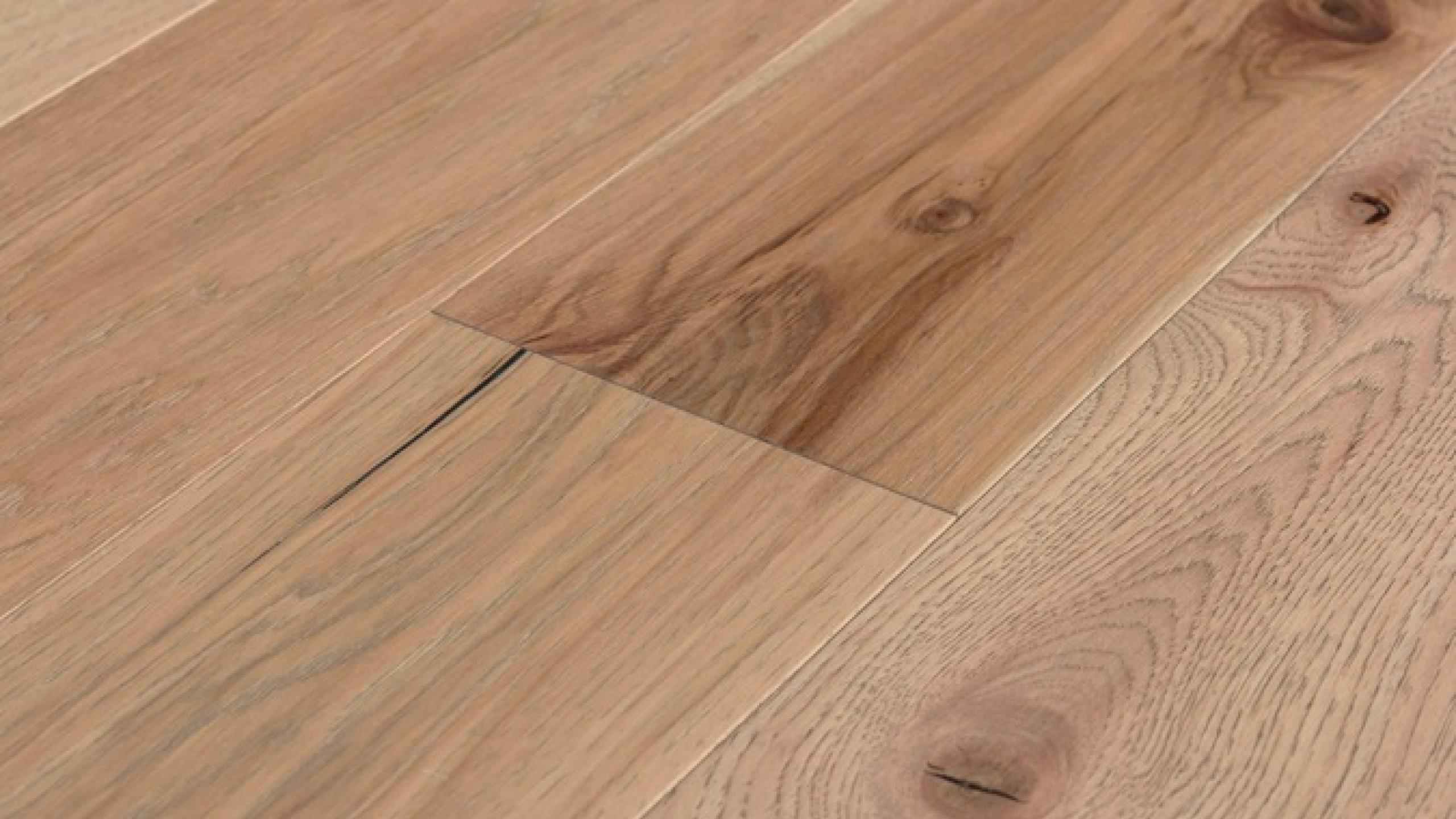 Brushed Hickory Wayfinder