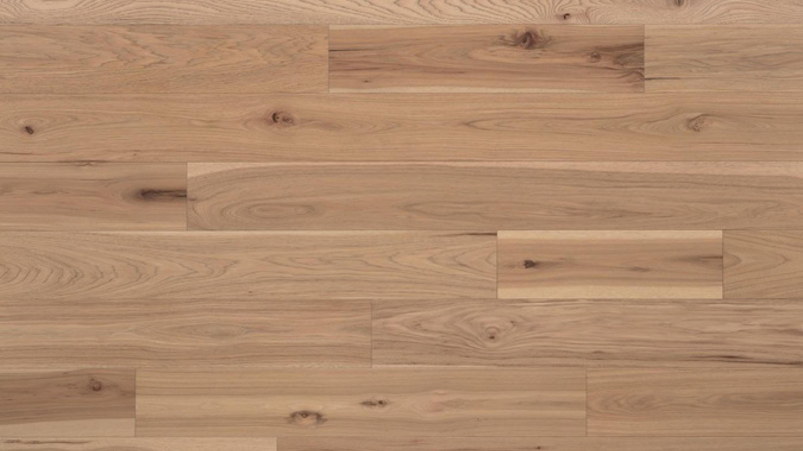Brushed Hickory Wayfinder