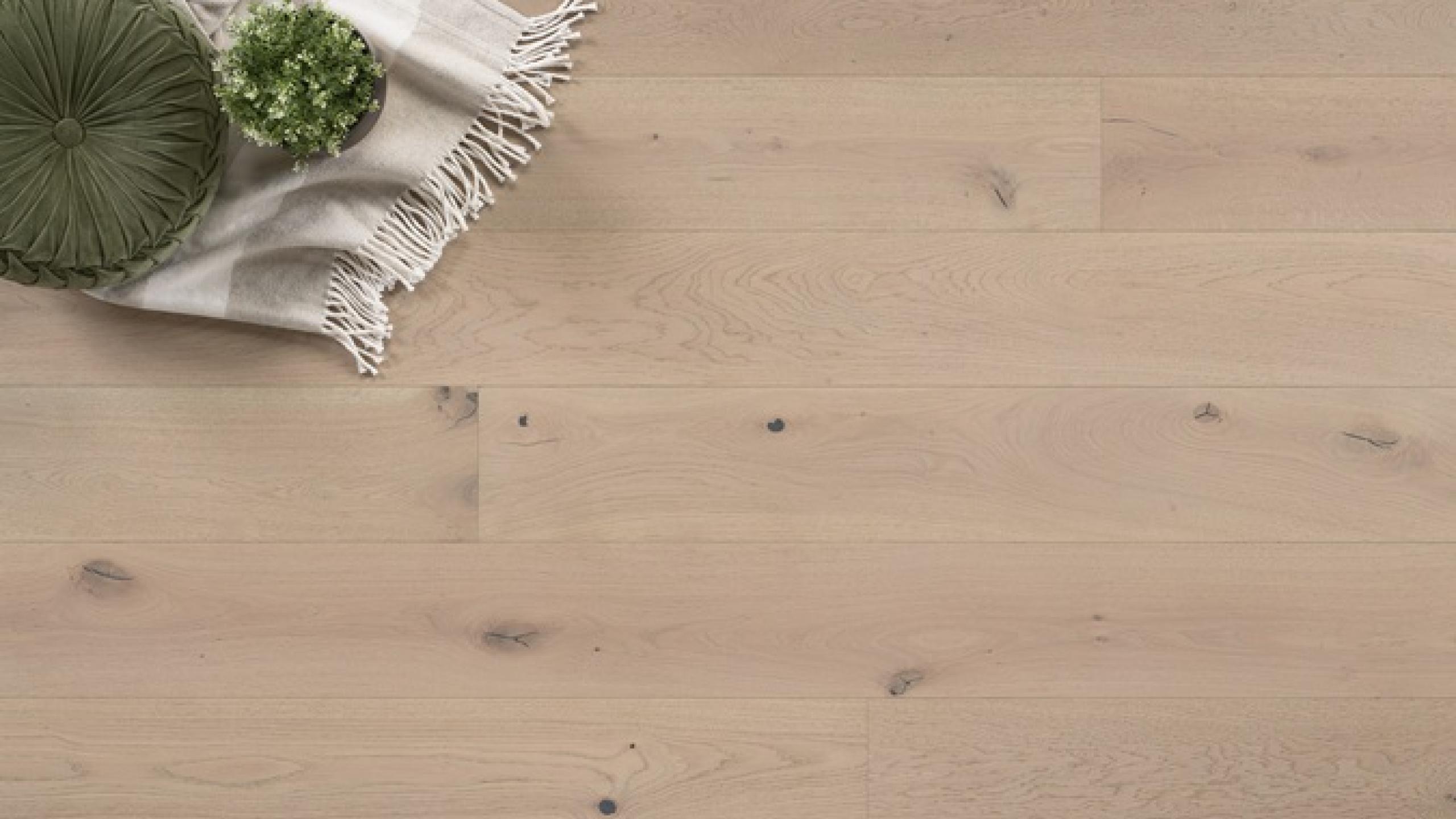 Brushed Oak Serene Escape