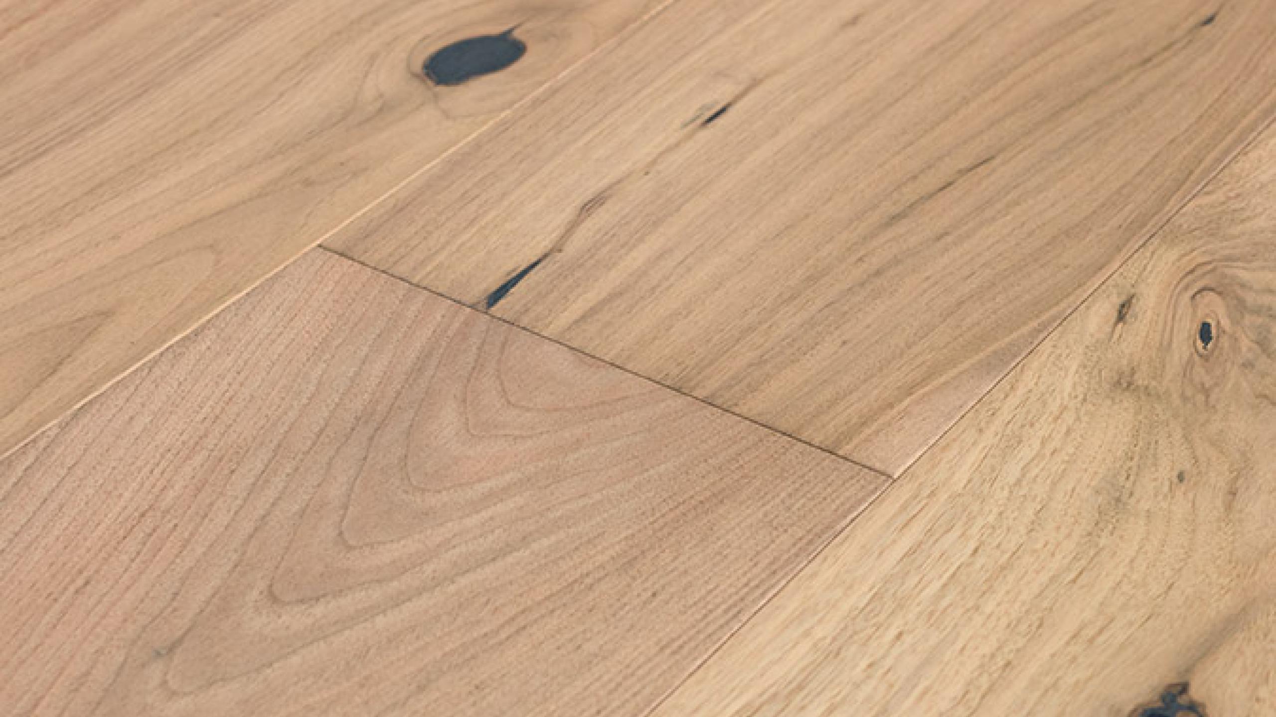 Brushed Walnut Coronado