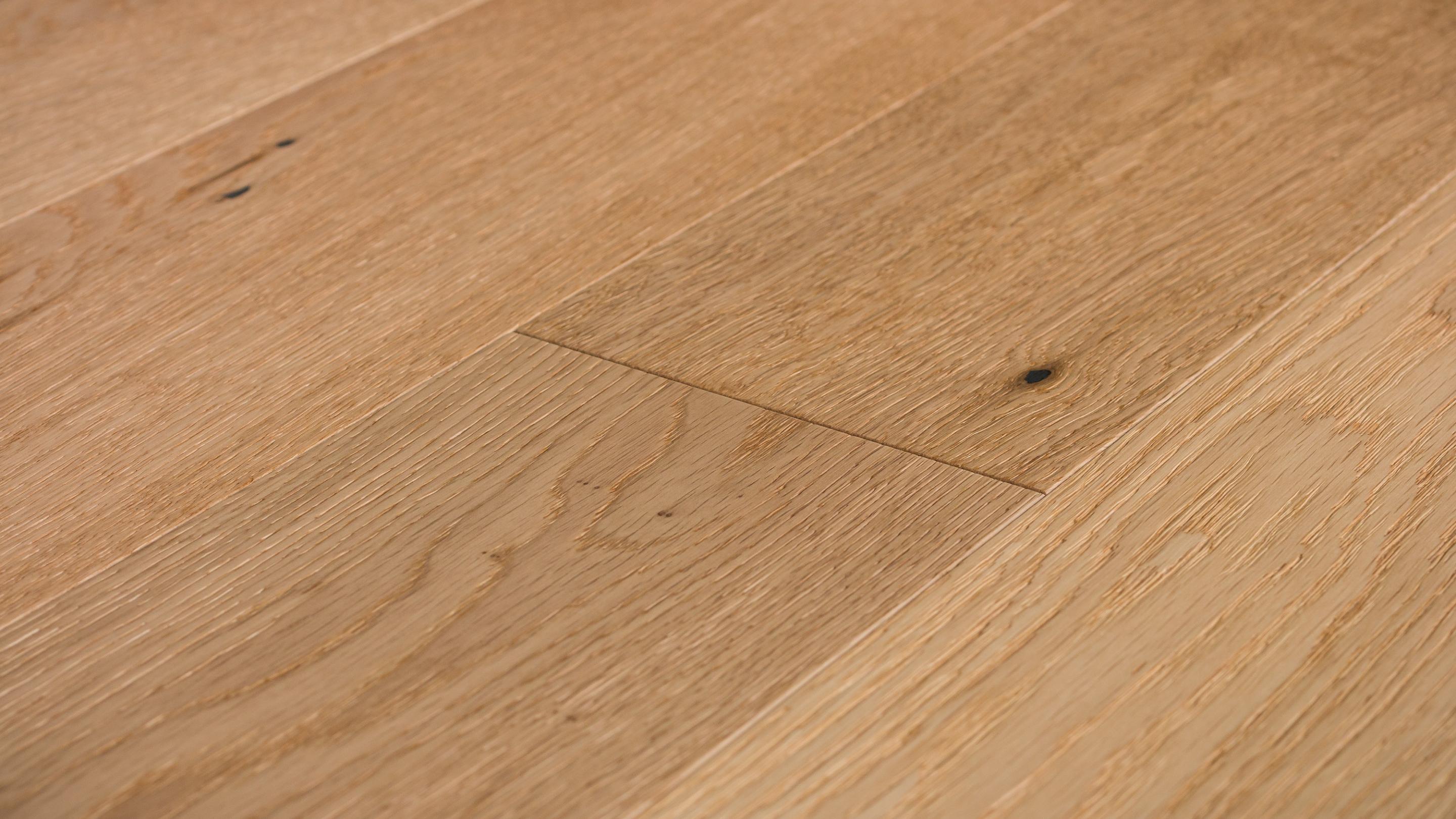 Brushed Oak Natural Manor Kentwood Flooring