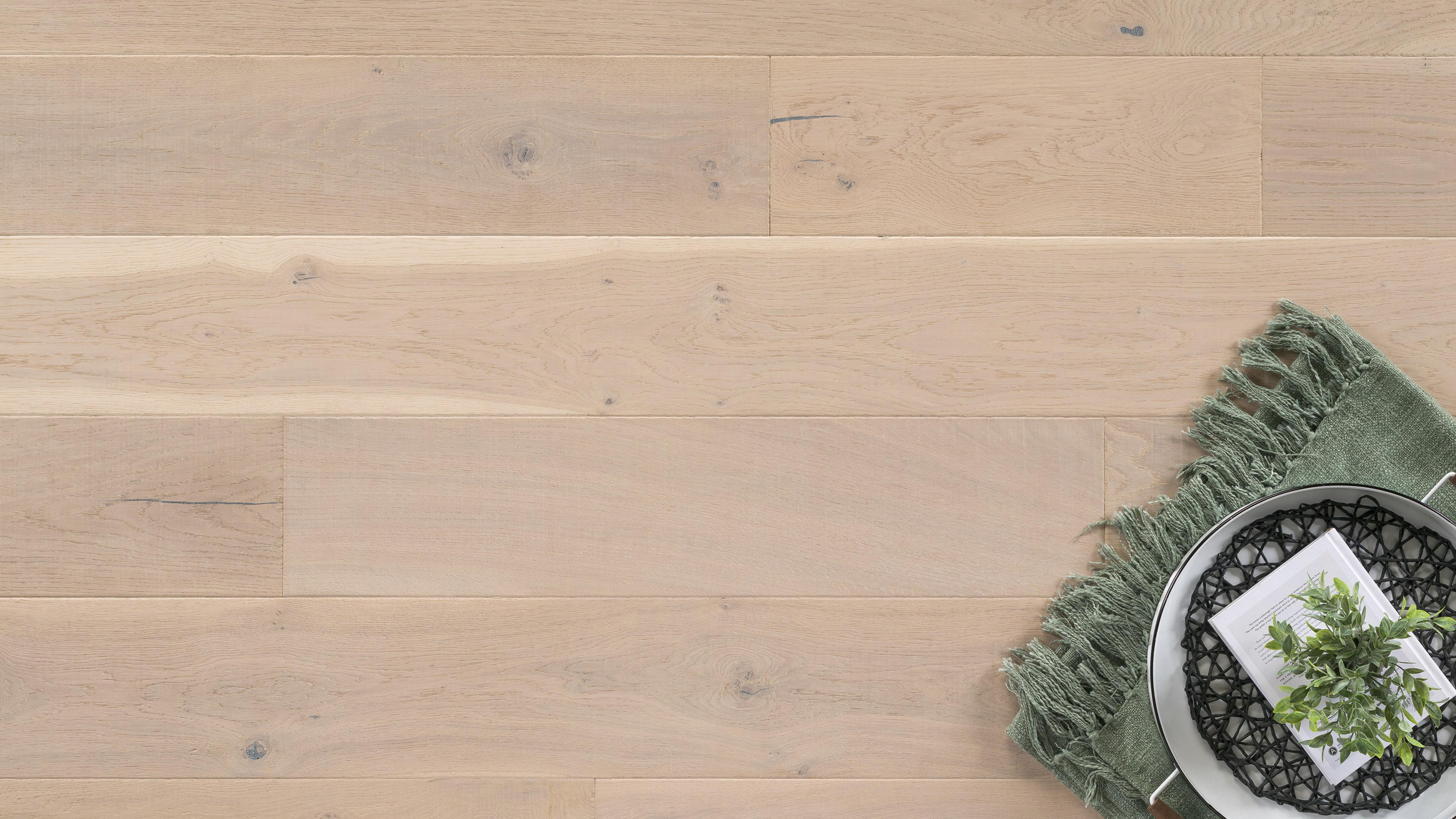 Brushed Oak Reading Nook | Kentwood Flooring