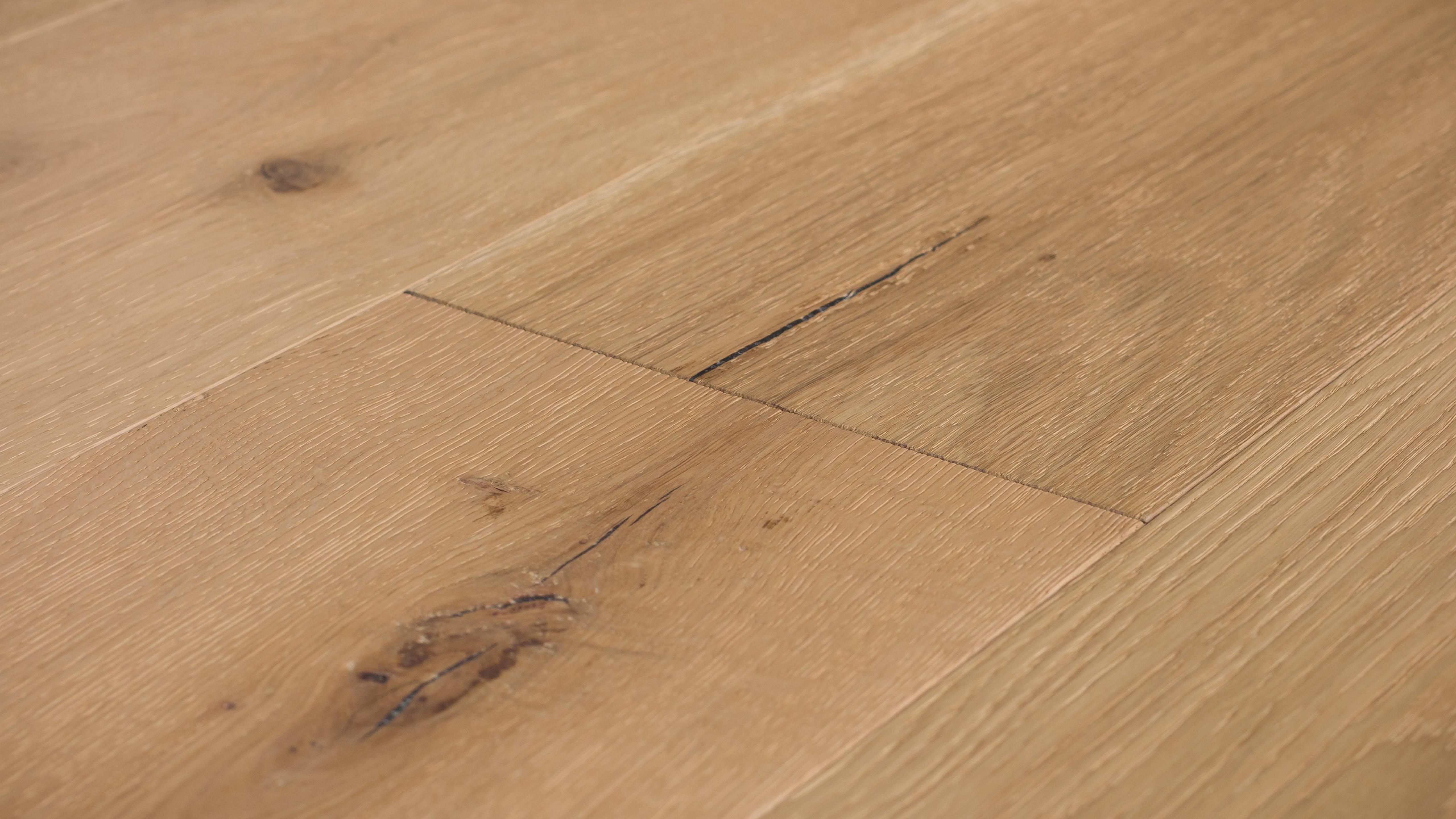 Brushed Oak Cazador Kentwood Flooring